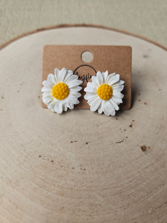 White Daisy Stud Earrings