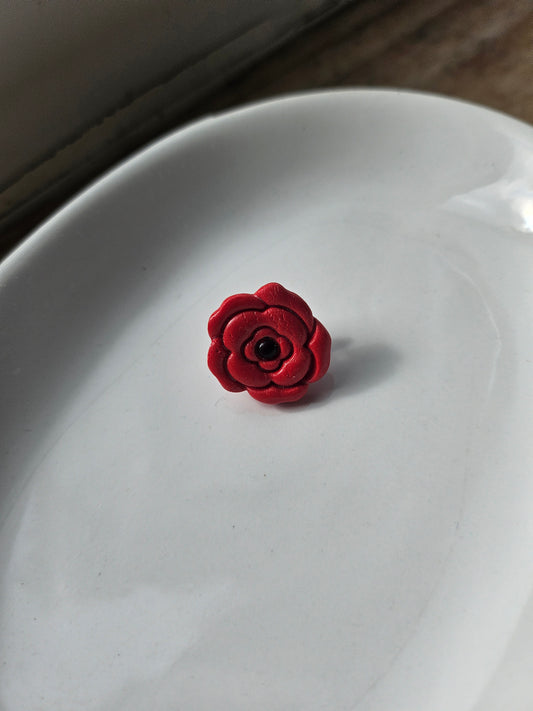 Red Poppy Pin Badge