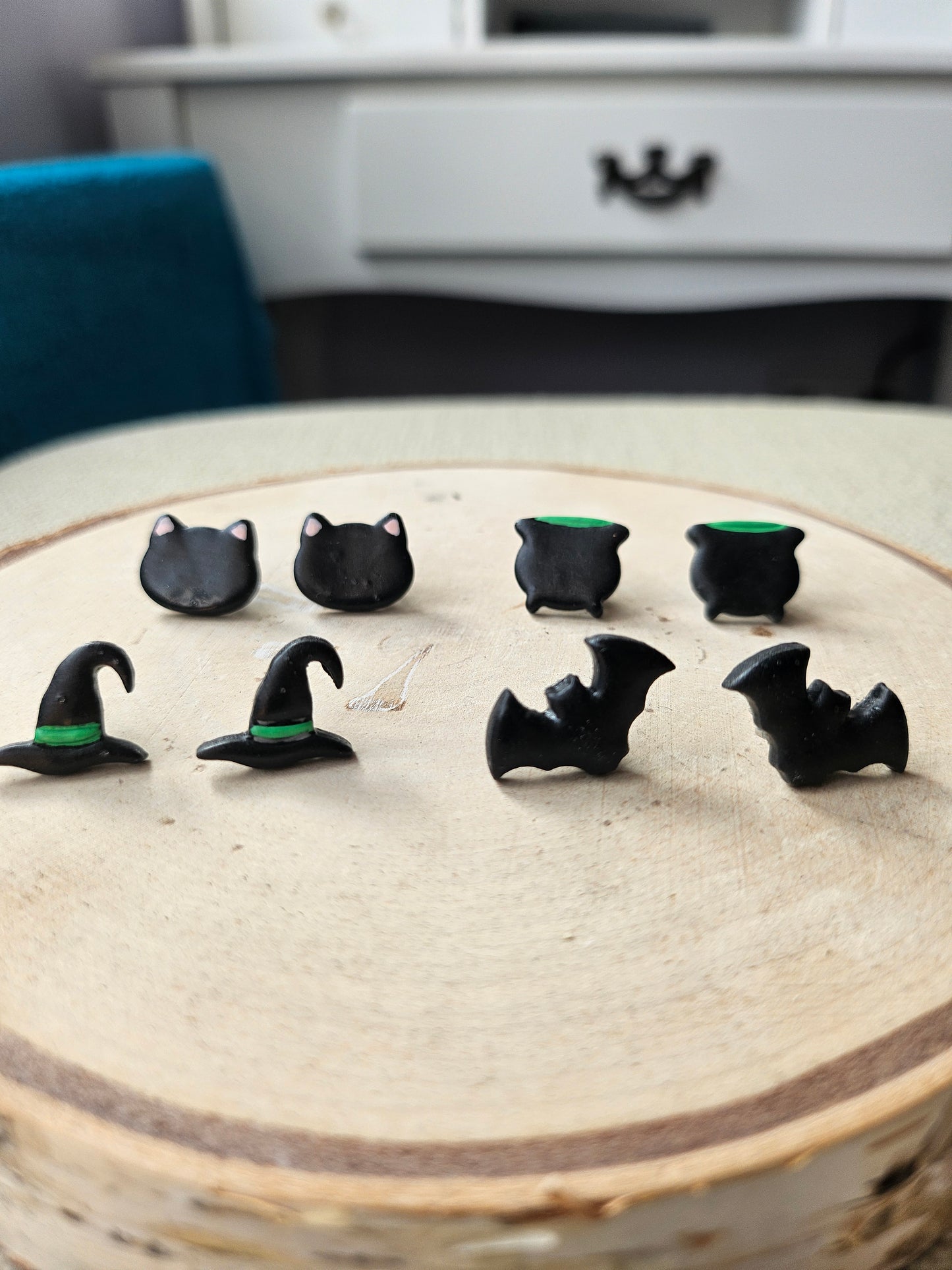 Green Cauldron Studs