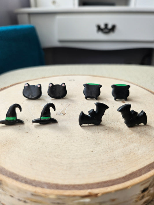 Green Cauldron Studs
