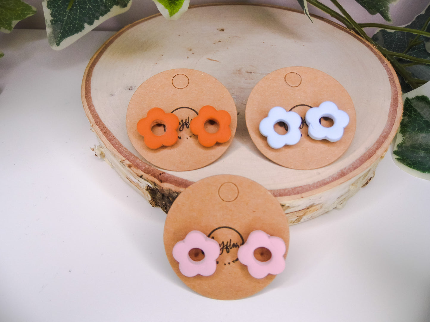 Pink Retro Flower Stud Earrings