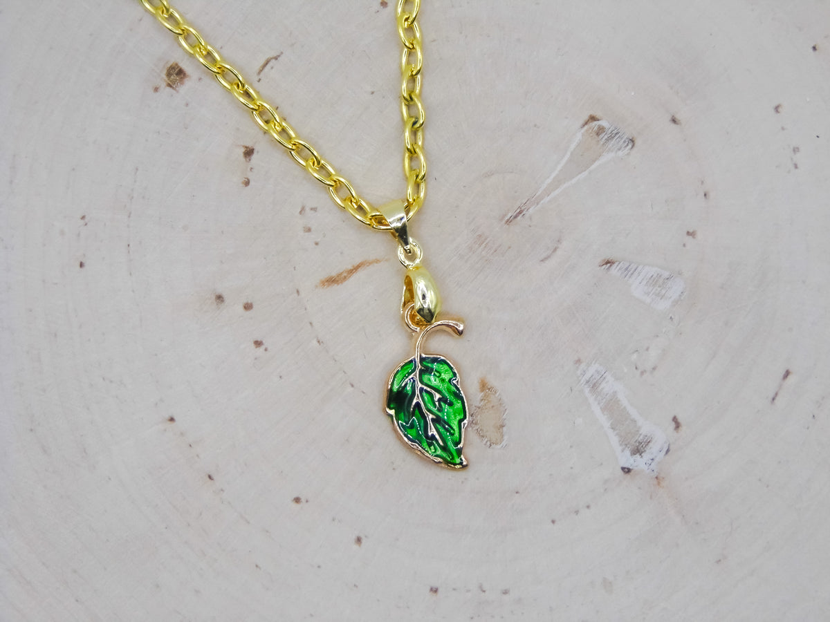 Green Leaf Necklace