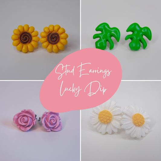 4 pairs studs lucky dip