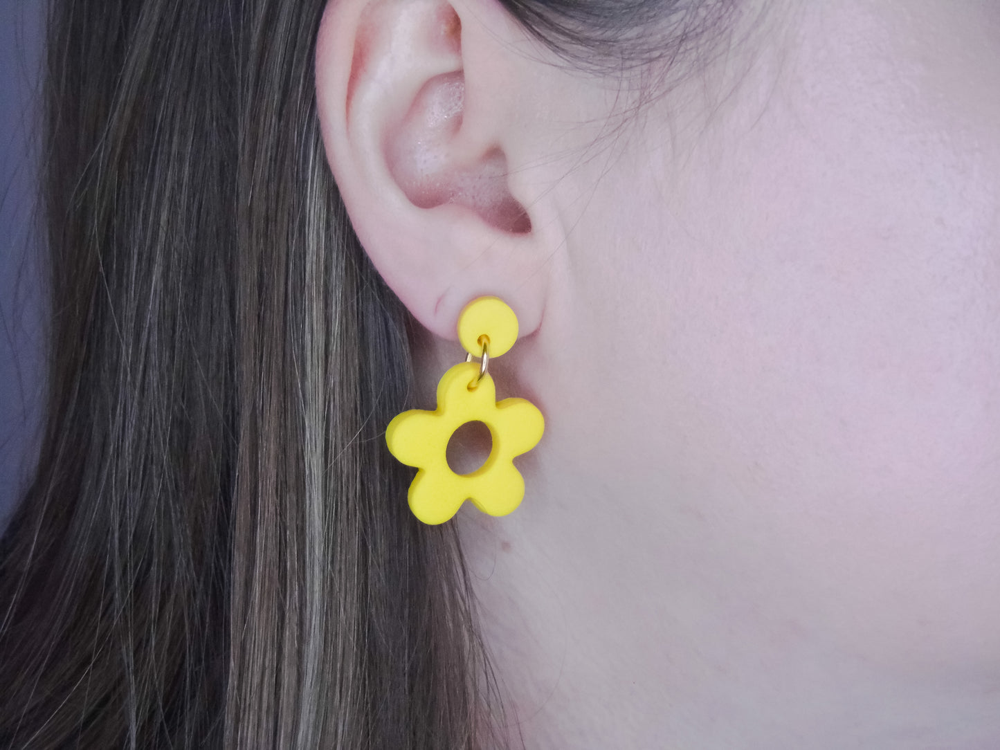 Yellow Retro Flower Earrings - Daisy Dangles